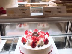 -巴黎贝甜(大宁国际商业广场店)