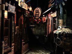 -暴风岛沉浸式体验馆(百联世纪店)