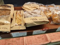 -红宝石·鲜奶小方(长阳店)