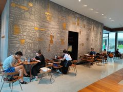 用餐区-星巴克臻选(广州二沙岛文立方店)