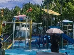 -青年湖公园水上世界