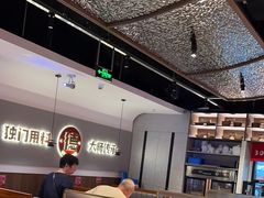 -得意啫·广东啫啫煲(前海HOP店)