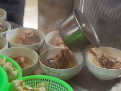 -周震馄饨