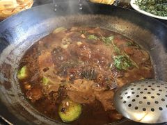 柴锅炖水库鱼-姥家大锅台水库渔家