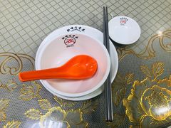 餐具摆设-新峰肉骨茶