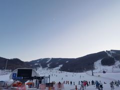 -中旅松花湖滑雪场
