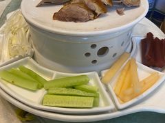 精品烤鸭-金杏·粘卷子 烤鸭 农家菜