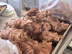 -鸿亨泰杂鱼馆(港馨家园店)