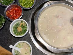 -肖仙仙羊肉汤·始于1996年(郫都店)