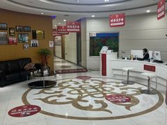 -雅悦齿科(顾村公园店)