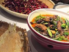 -万重锦·人文川菜馆(骡马市店)