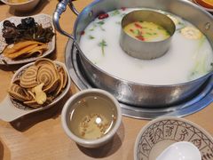 -江小渔鲜鱼火锅(冠亚星城店)