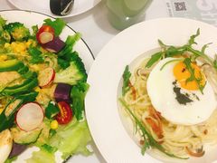 -丽莎沙拉轻食餐厅(国贸店)