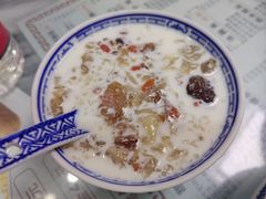 椰汁牛奶桃胶-恒信牛奶甜品(南京总店)