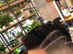 点击看大图 -曼都发型·臻选