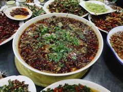 -江湖黑大兔(杨家坪店)
