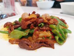 招牌双椒肥肠-春发生饭店·非遗(南院门店)