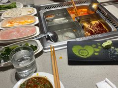 -海底捞火锅(金山百联店)