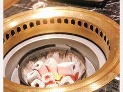 -山川小町·极番烧肉(新地假日广场店)