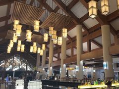 -亚龙湾喜来登·美景台大堂吧