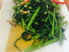 -拉威海鲜市场