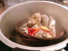高压锅蒸乳山生蚝-乔街深夜食堂·台州菜·高压锅生蚝(杭州总店)
