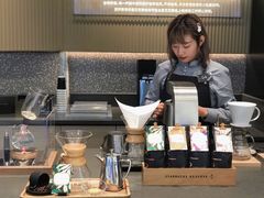 -星巴克臻选(上海合生汇1F店)