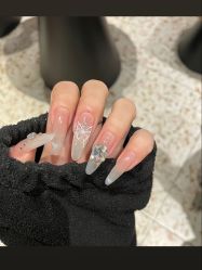 -赢韵美甲美睫瑞士净斑中心