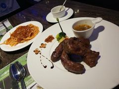 果木烤谷饲牛肋条-甜心航空主题餐厅(清远万达广场店)