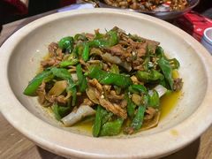 螺丝椒现炒土猪肉-东方红·湖南菜(金屿店)