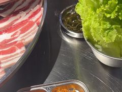 -哈哈碳都·牛肋条无限自助烤肉(宝龙店)