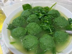 绿色丸子汤-柏合黄记豆腐皮饭店