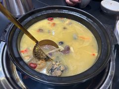 -野菌皇海景野生菌火锅(滨海大道店)