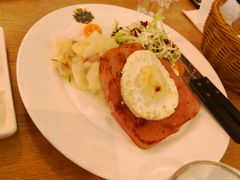 -普兰达德国餐厅·德式脆皮烤猪肘·自酿啤酒(观唐店)