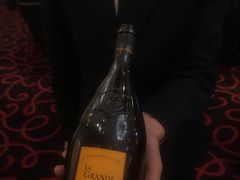 -Salon de The de Joel Robuchon(外滩18号店)