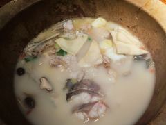 -滇香肴·云南菜蒸汽石锅鱼(云南北路店)