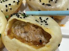 -小杨生煎(金山百联购物中心3楼店)