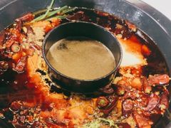 -爱你您·自家鱼塘·活水喷泉鱼火锅(八里店)