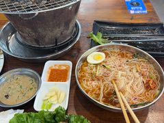 -韩风烤牛肉冷面店