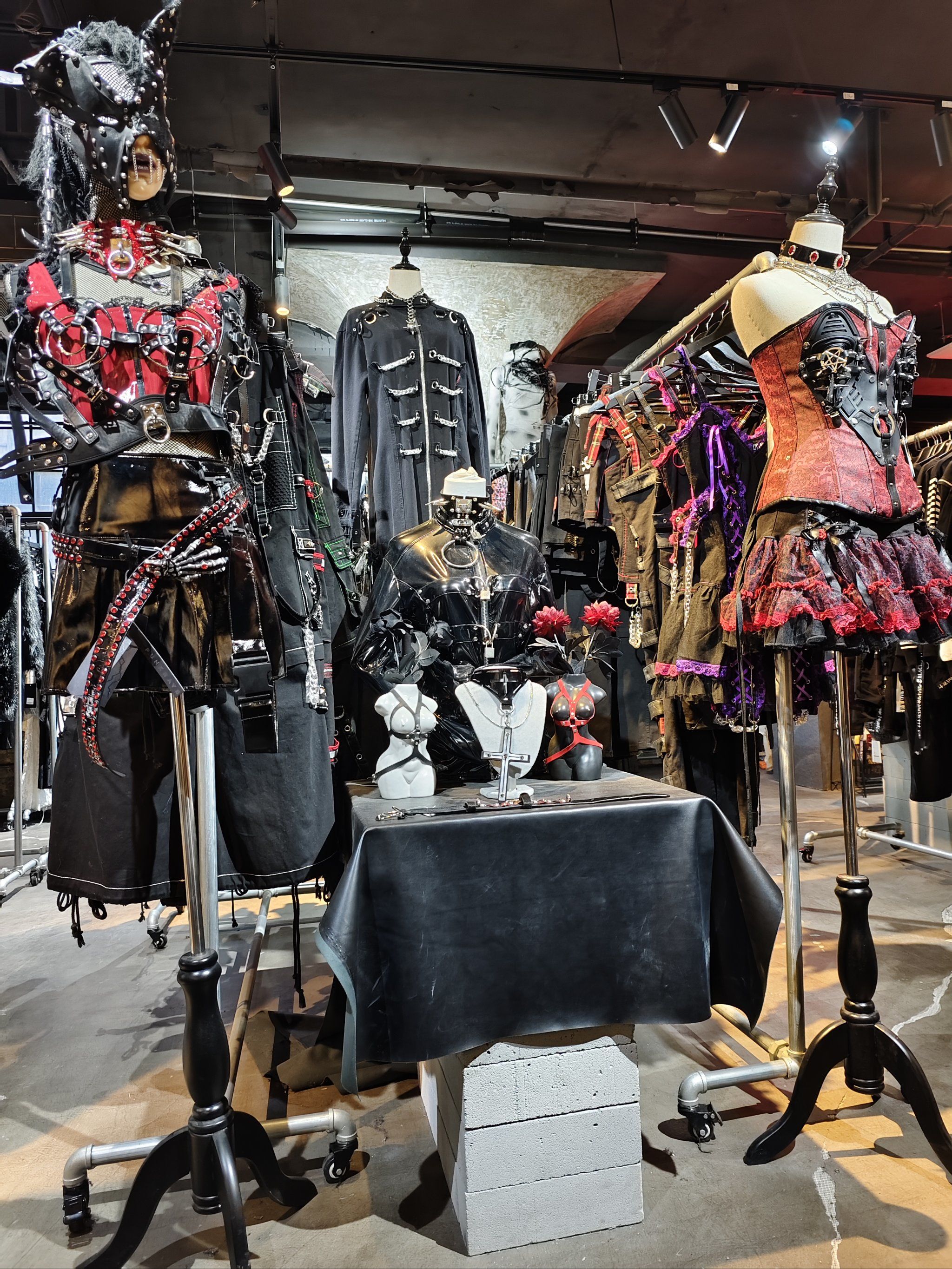 潮流橱窗后的秘密