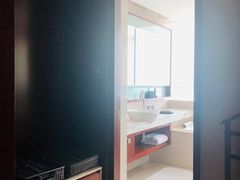 -上海龙之梦万丽酒店