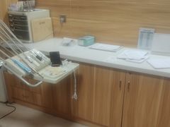 -上海仁爱医院口腔科 · 种植