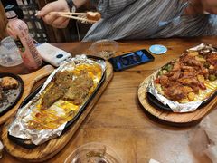 东镇烤三味-老东镇啤酒屋海鲜加工·蒸汽海鲜·海鲜烧烤(台东店)