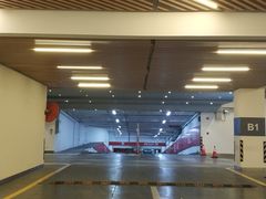 -北京财富中心-地下停车场