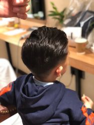 -PE SALON