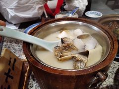 江南水乡一桶鲜-南京大牌档(三阳广场苏宁店)