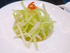 爽口西芹-高第街56号港式餐厅·精选(世茂广场宽厚里大明湖店)