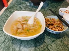 特色鸡肉馄饨-四宜糕团店(南大街店)