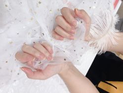 -吉吉靓甲美睫