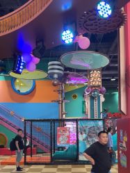 -欧酷世界动力星球(王府井奥莱UP TOWN店)